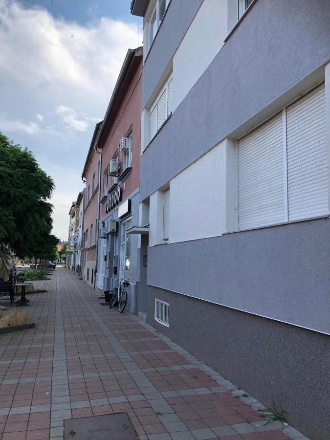 Apartman Bloom Osijek Ngoại thất bức ảnh