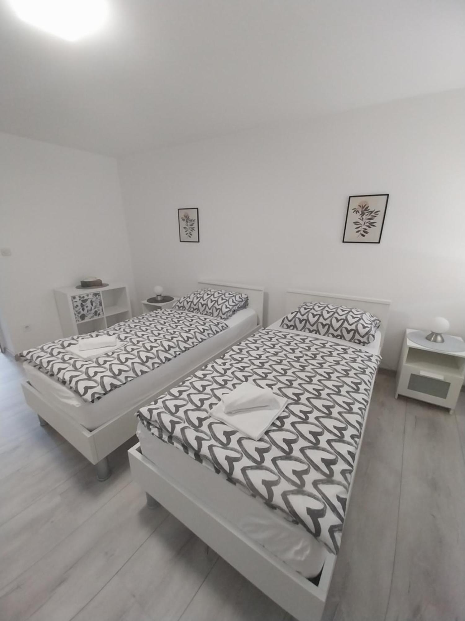 Apartman Bloom Osijek Ngoại thất bức ảnh