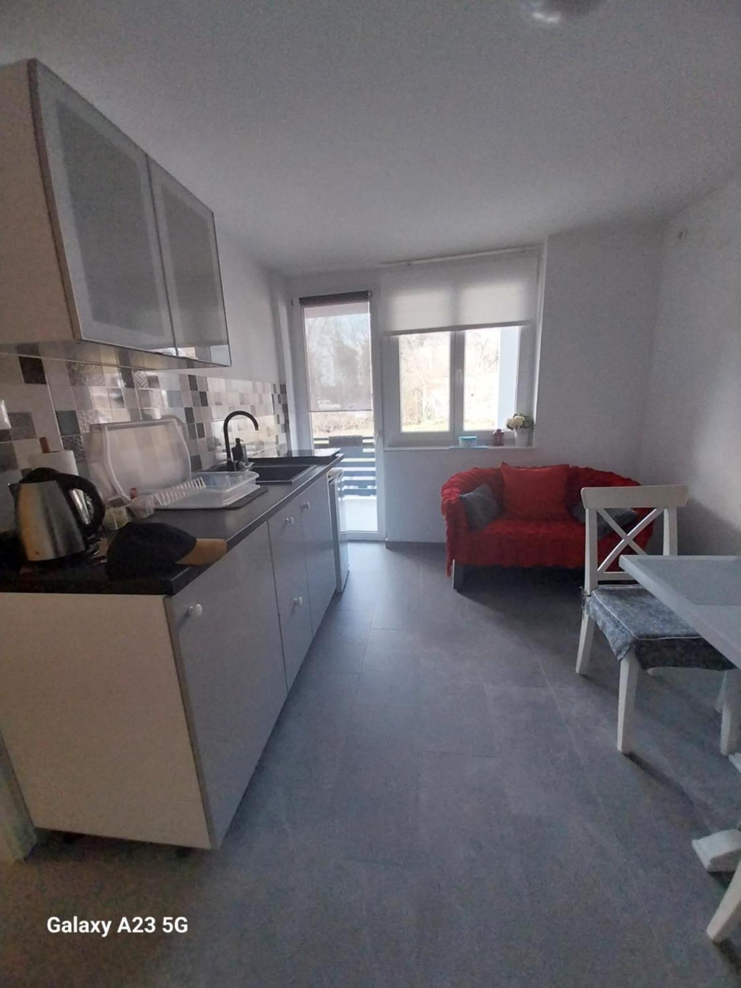 Apartman Bloom Osijek Ngoại thất bức ảnh