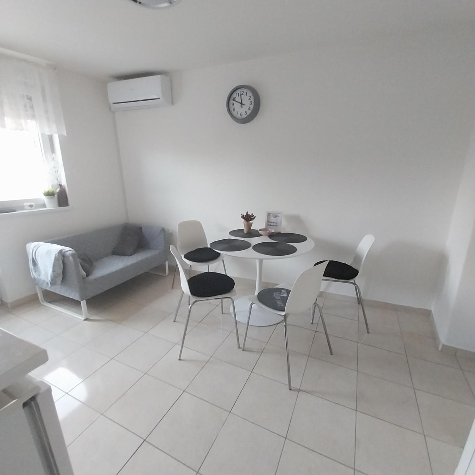 Apartman Bloom Apartment Osijek Ngoại thất bức ảnh