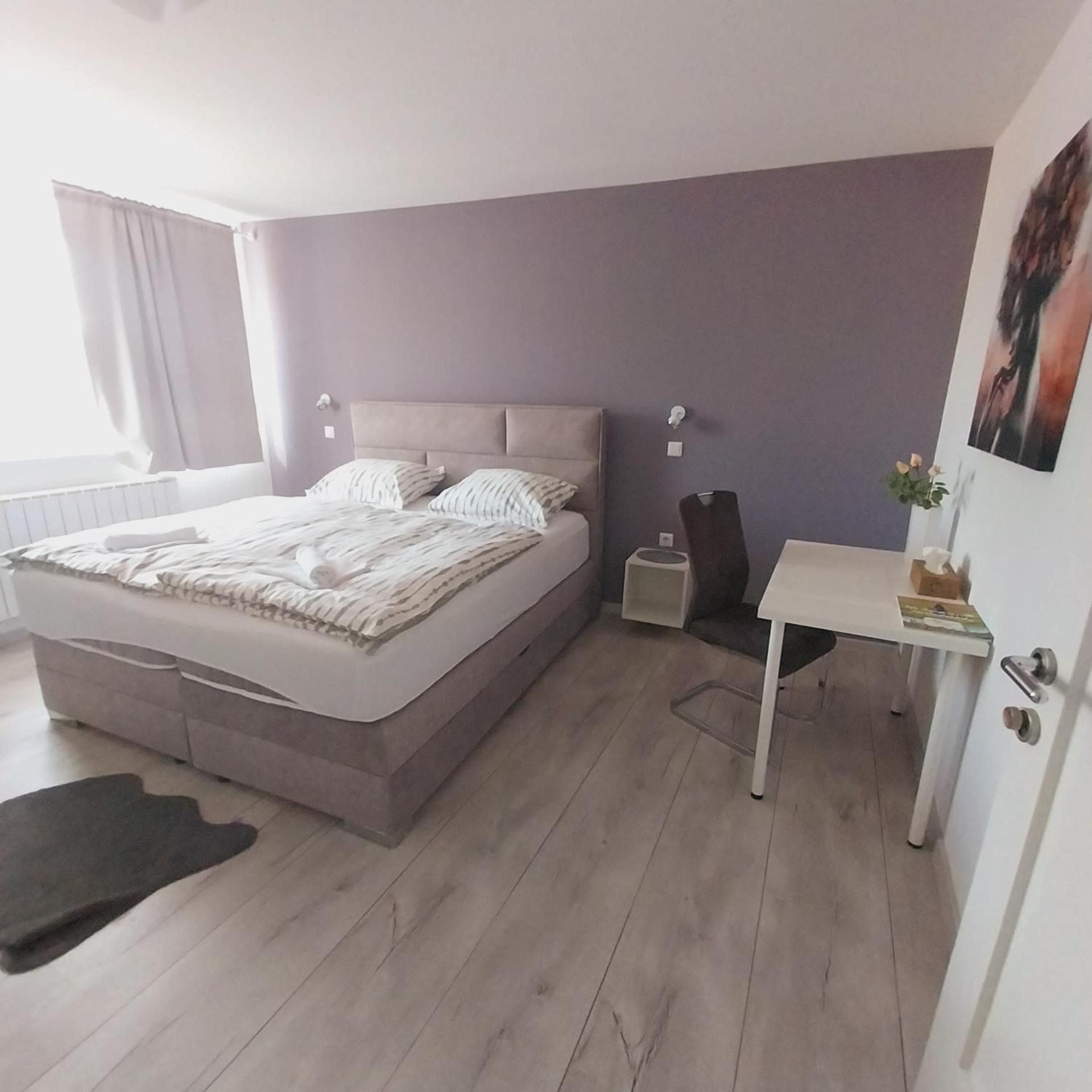 Apartman Bloom Apartment Osijek Ngoại thất bức ảnh