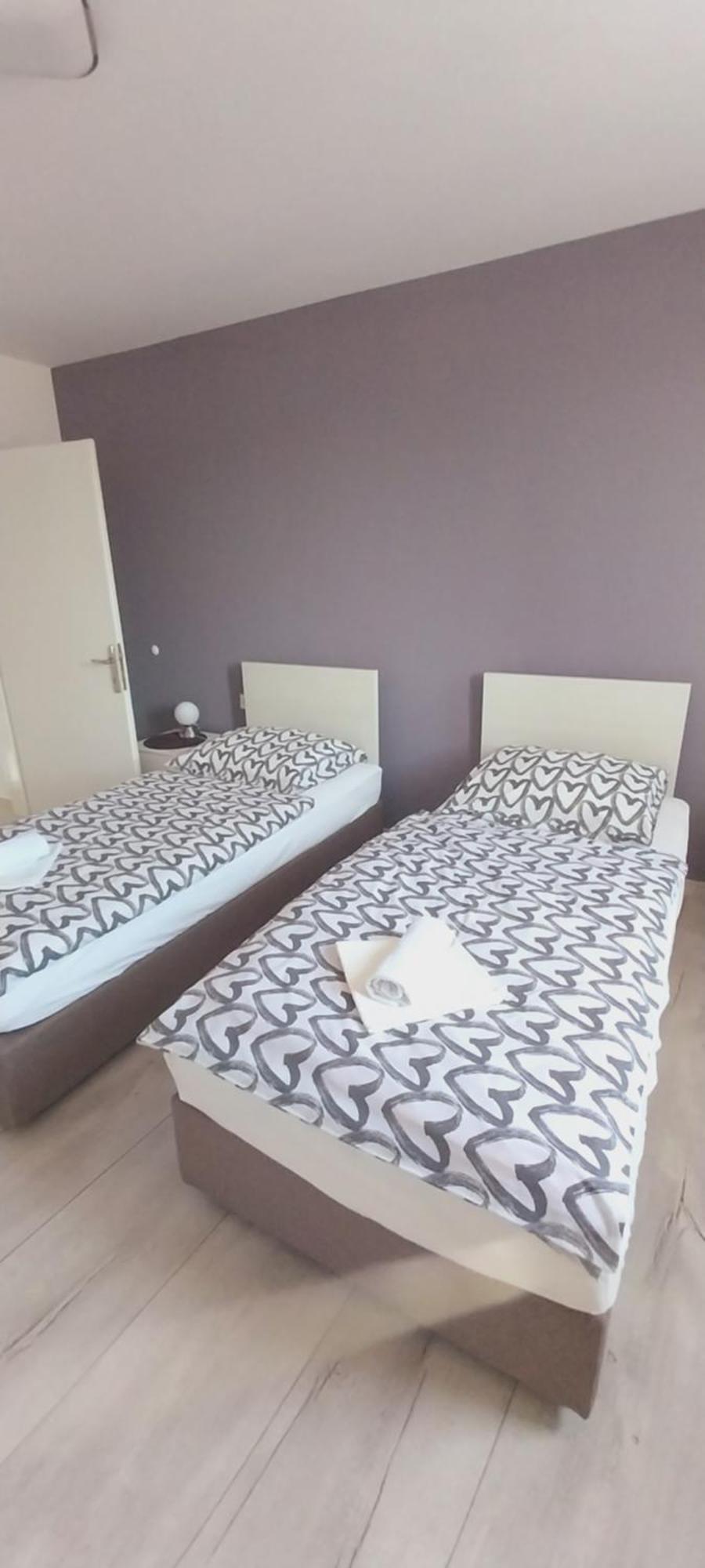 Apartman Bloom Apartment Osijek Ngoại thất bức ảnh