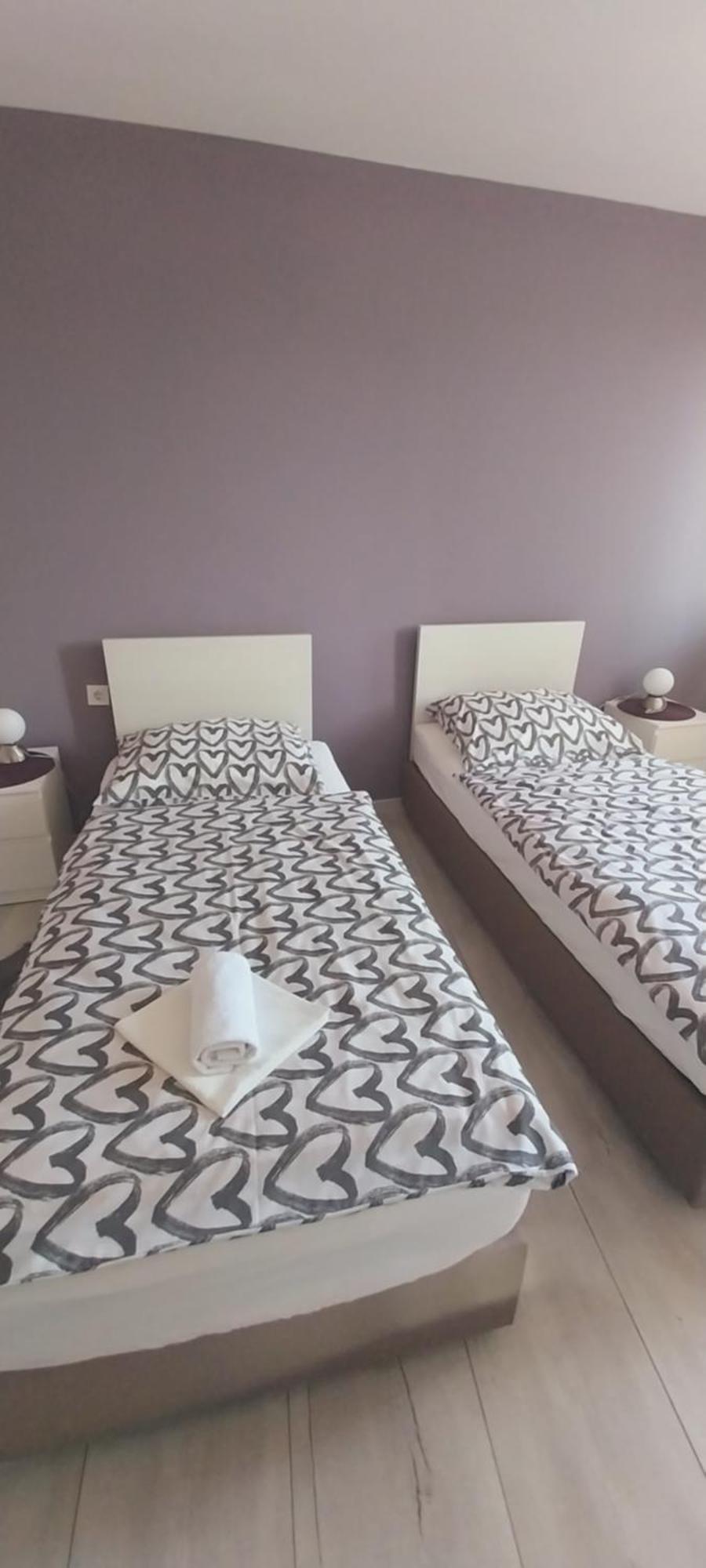 Apartman Bloom Apartment Osijek Ngoại thất bức ảnh